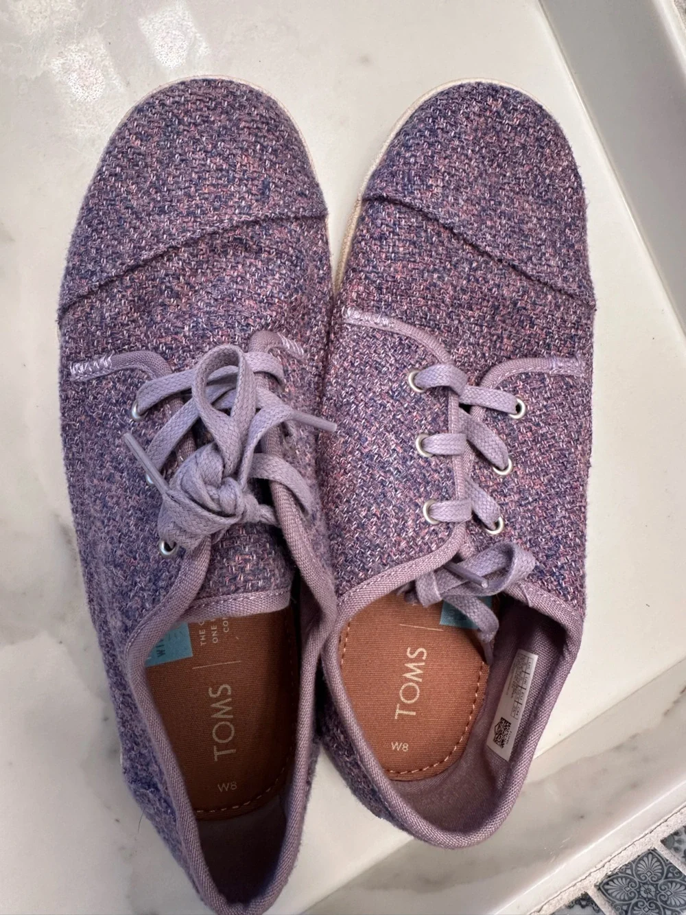 Tom’s purple sneakers tennis shoes 8 worn one time excellent condition
